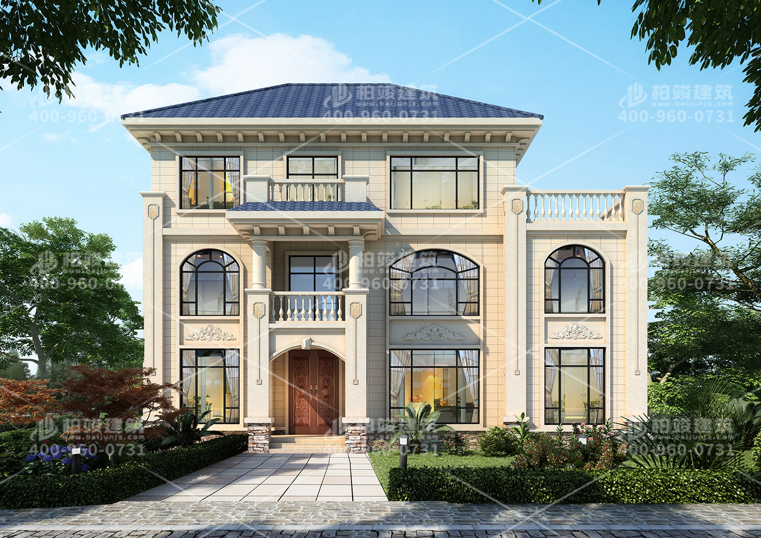 三層歐式風(fēng)格別墅設(shè)計(jì)，帶露臺(tái)方便晾曬。