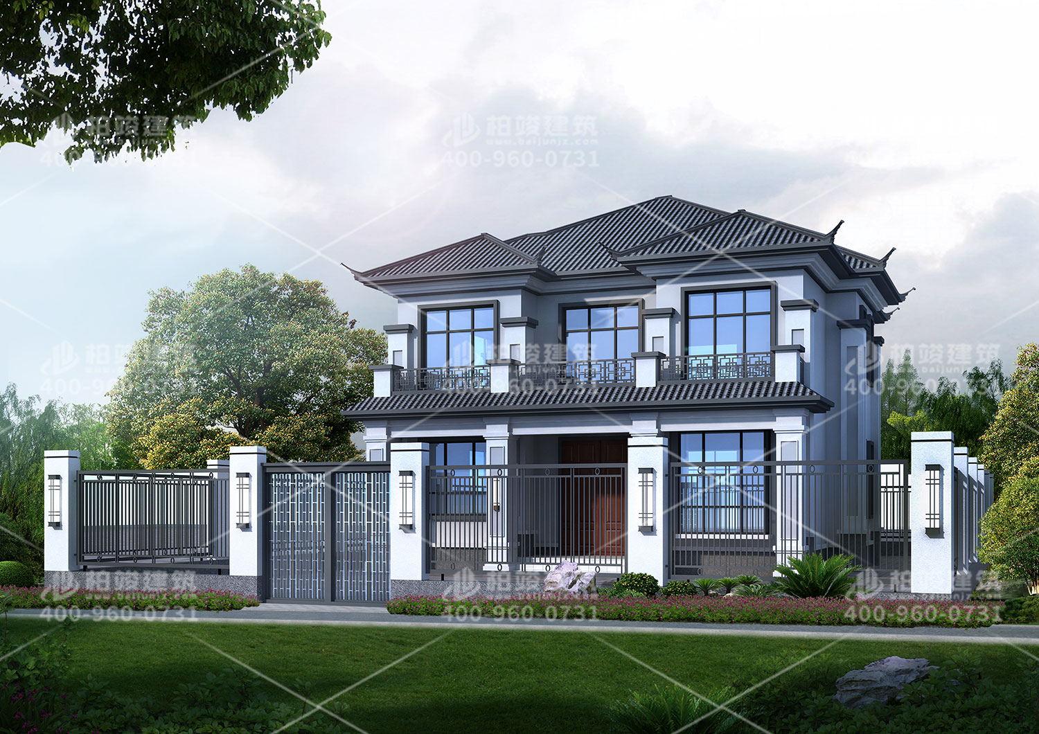 中式二層房屋設計圖，帶圍欄和小庭院。