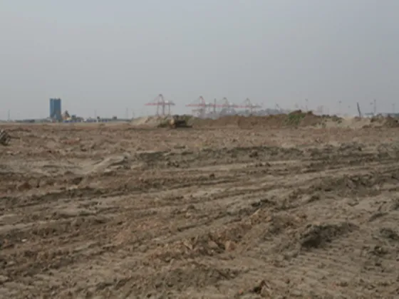 宅基地是松軟的地基怎么辦阿。